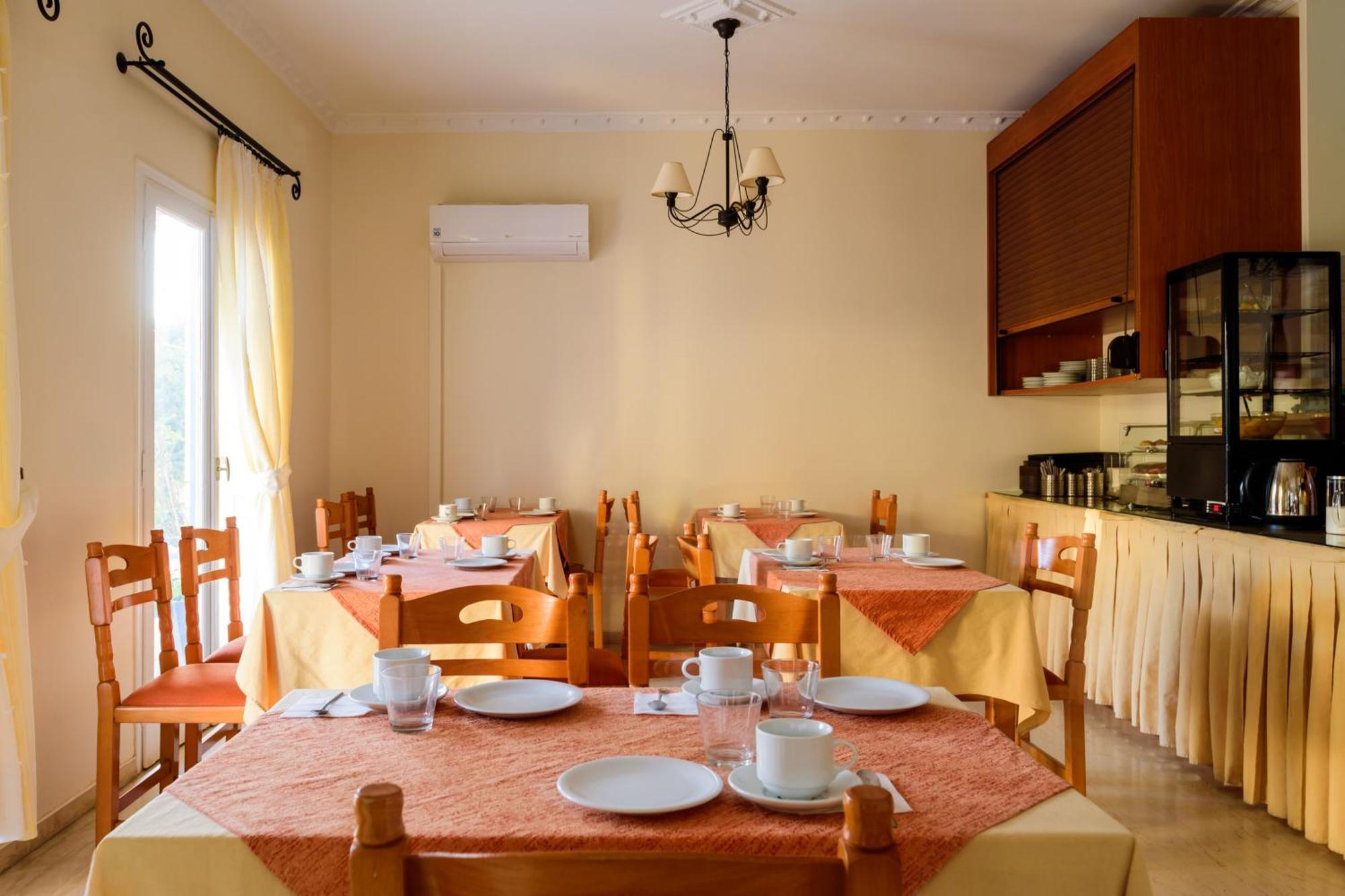 Karidis Hotel Kamári Zewnętrze zdjęcie
