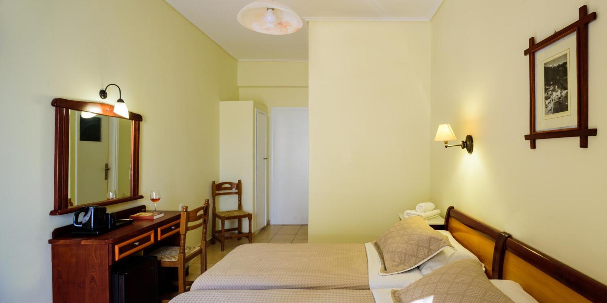 Karidis Hotel Kamári Zewnętrze zdjęcie