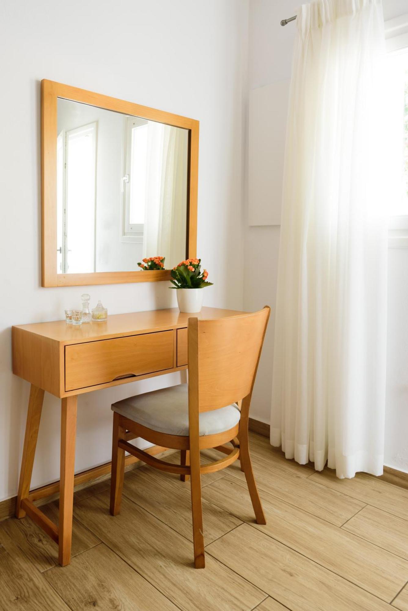 Karidis Hotel Kamári Zewnętrze zdjęcie