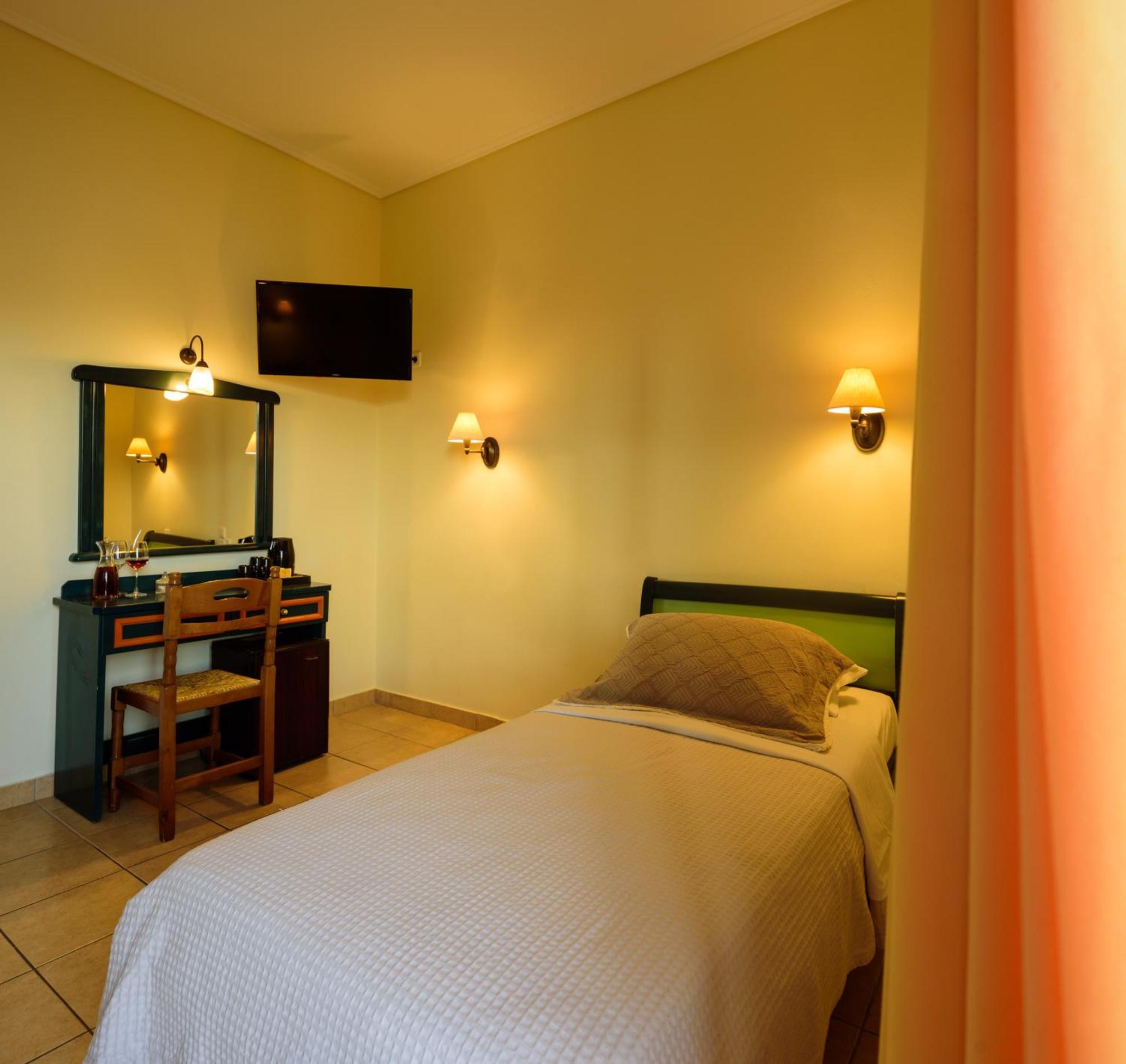 Karidis Hotel Kamári Zewnętrze zdjęcie